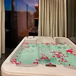 Black Diamond Hotel