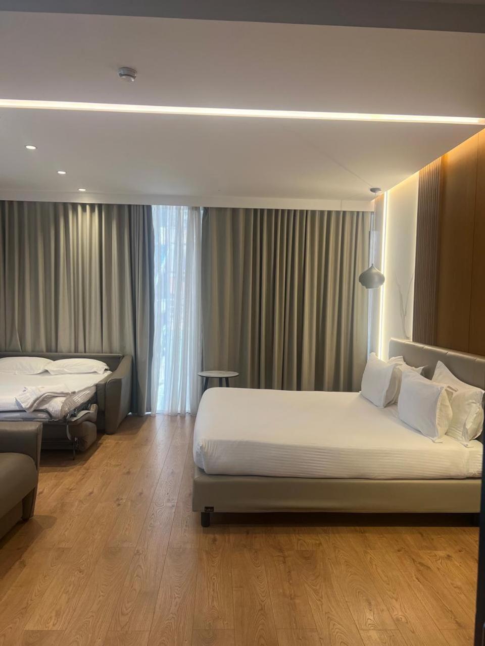 Hotell Black Diamond Tiranë
